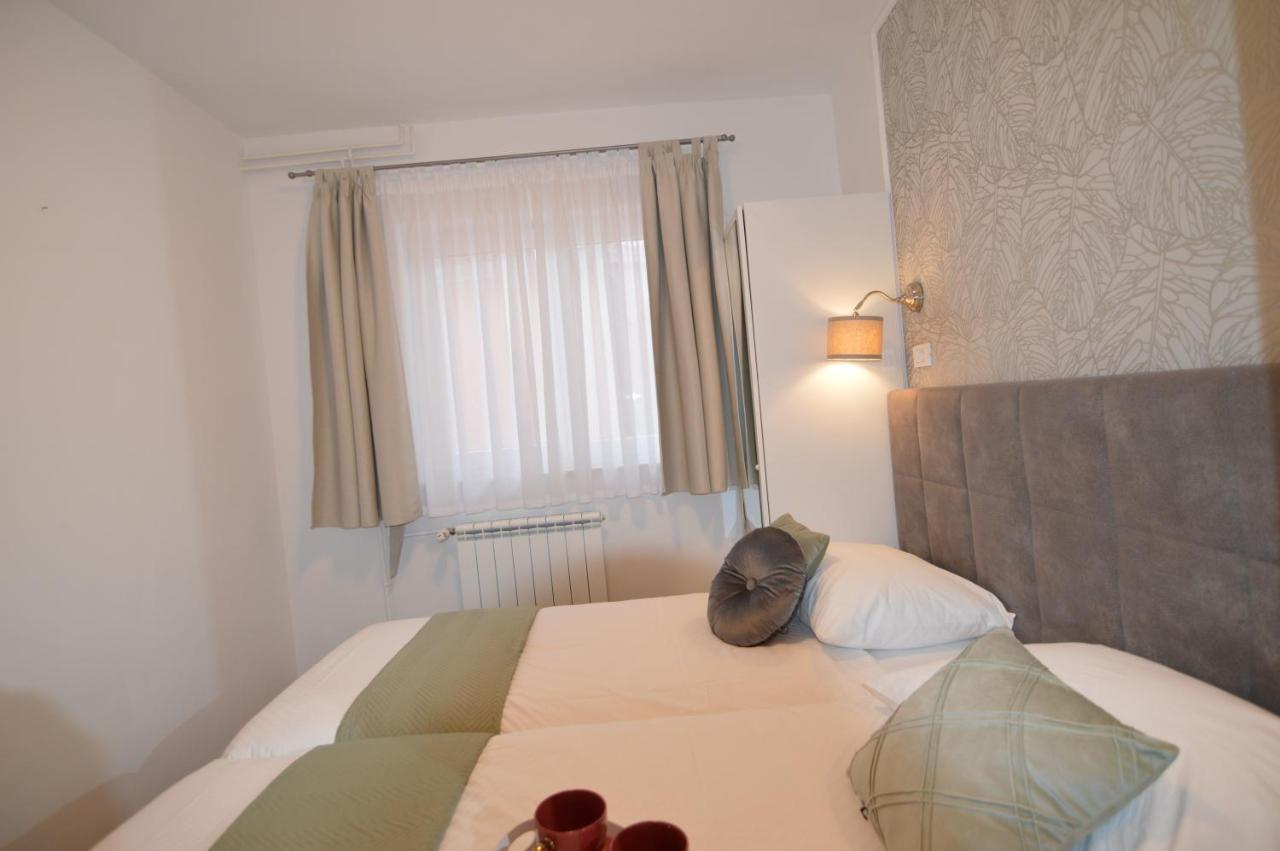 Apartments Amari Starigrad-Paklenica Kültér fotó
