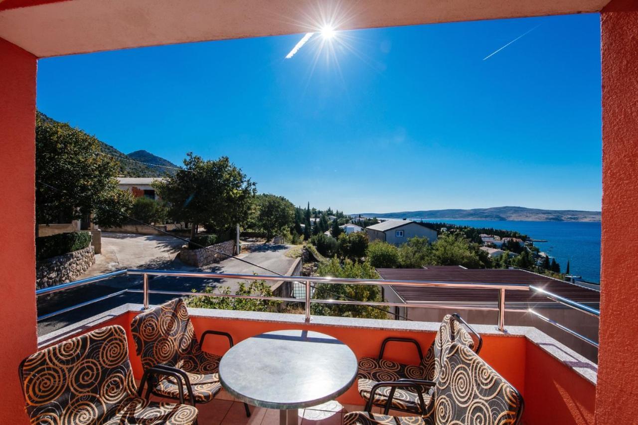Apartments Amari Starigrad-Paklenica Kültér fotó